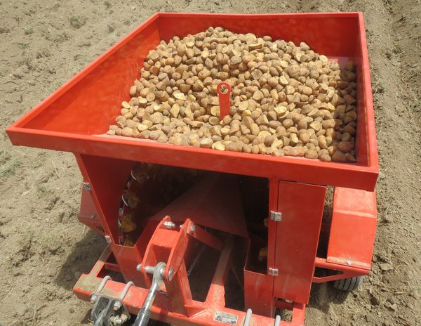 Sabzdasht two-row finger planting potato, model AF2